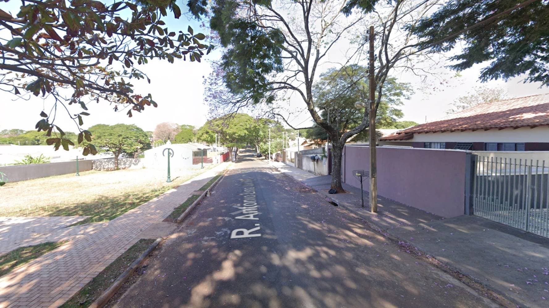 Foto 6 de 6: Casa em leilão em Cianorte - PR — Casa na Zona 6 - Cianorte/PR