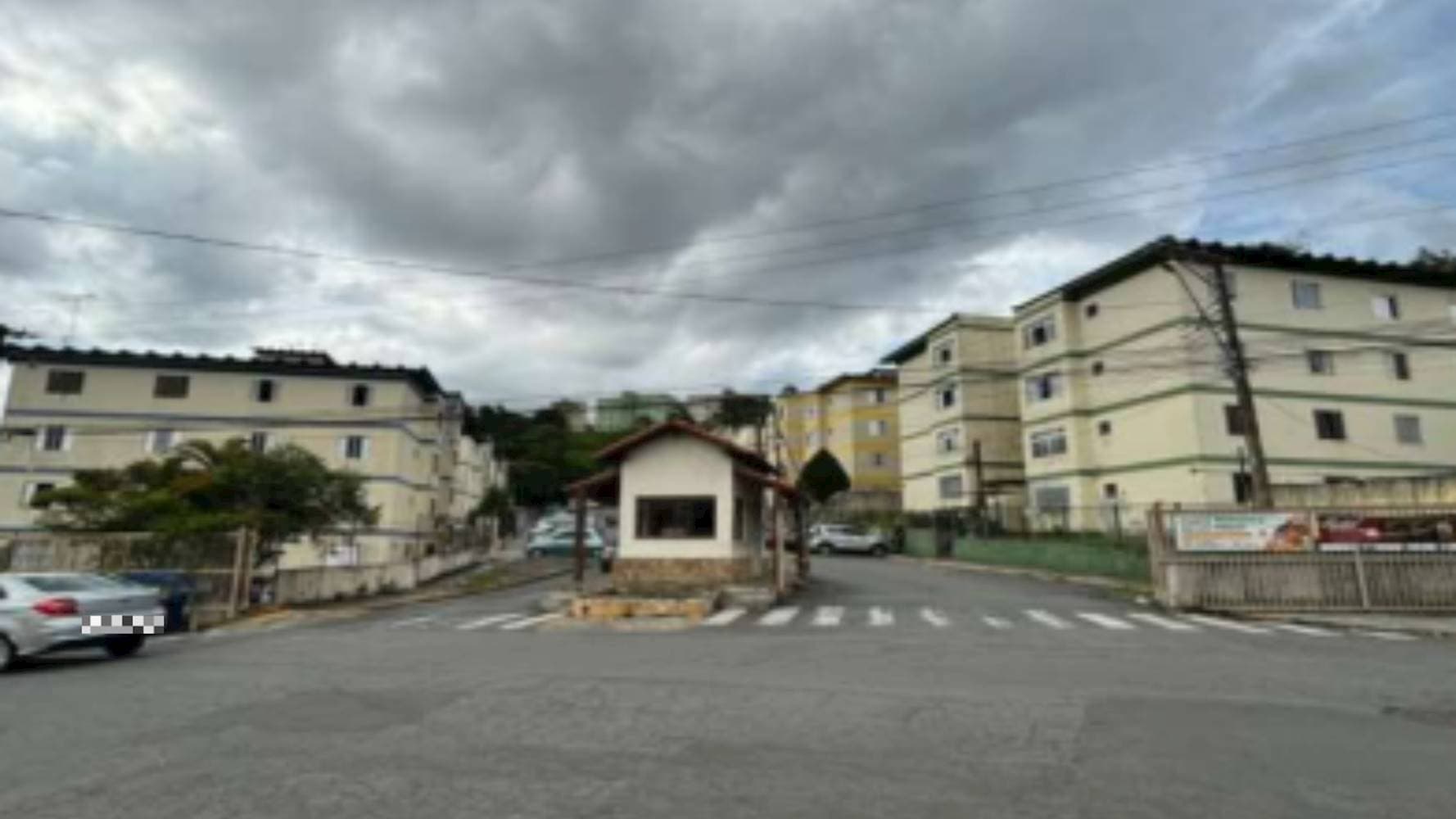 Foto 1 de 4: Apartamento em leilão em Cotia - SP — Apartamento no "Edificio Dracena" - Jardim Rio das Pedras " - Cotia/SP