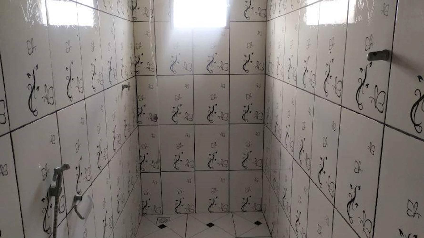 Foto 41 de 46: Casa em leilão em Camaçari - BA — Casa, Padrão, 1 vaga(s) de garagem
