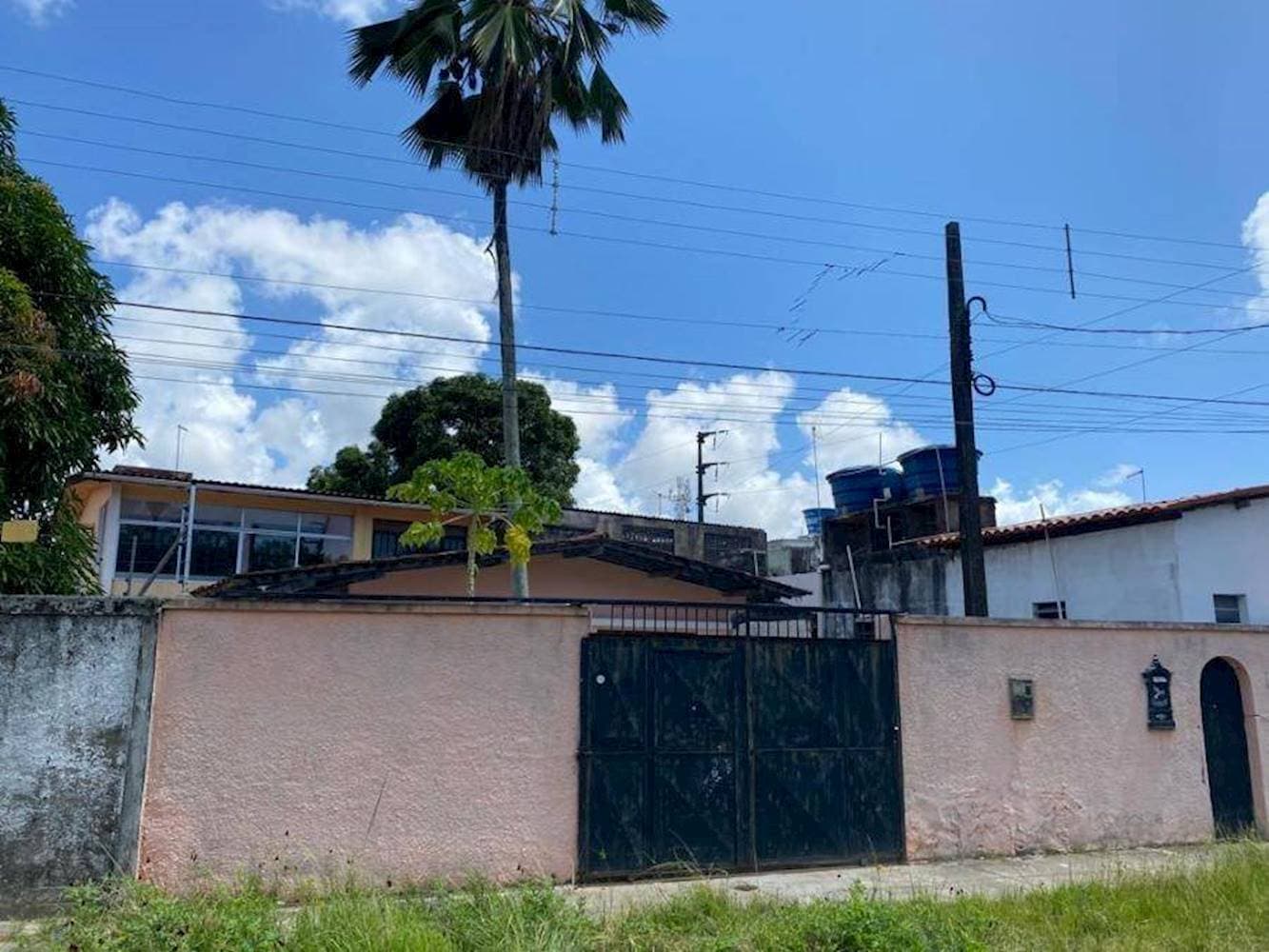 Foto 3 de 4: Casa em leilão em Recife - PE — Casa, Padrão, 0 vaga(s) de garagem