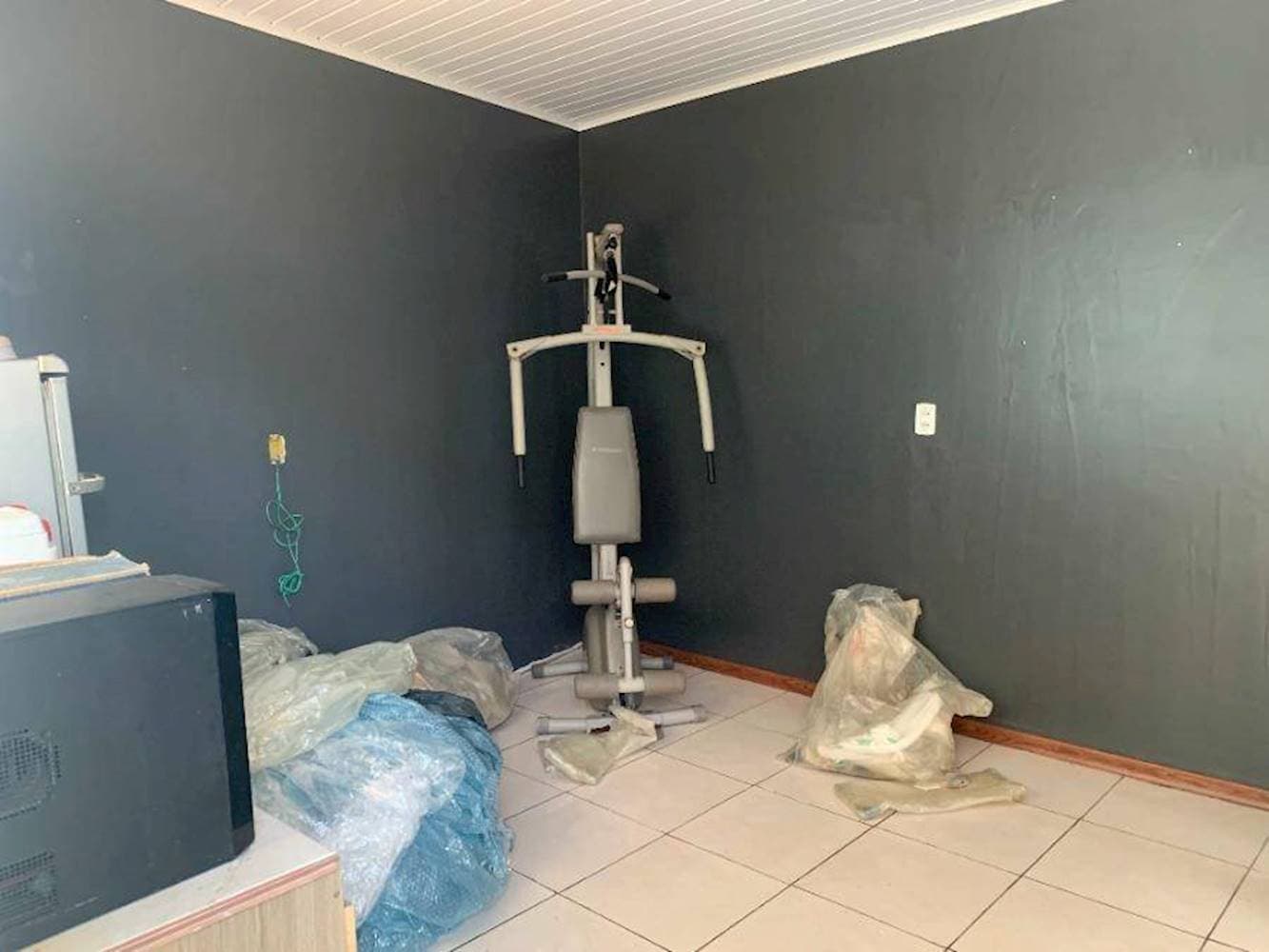 Foto 18 de 29: Casa em leilão em Porto Alegre - RS — Casa, Padrão, 2 vaga(s) de garagem