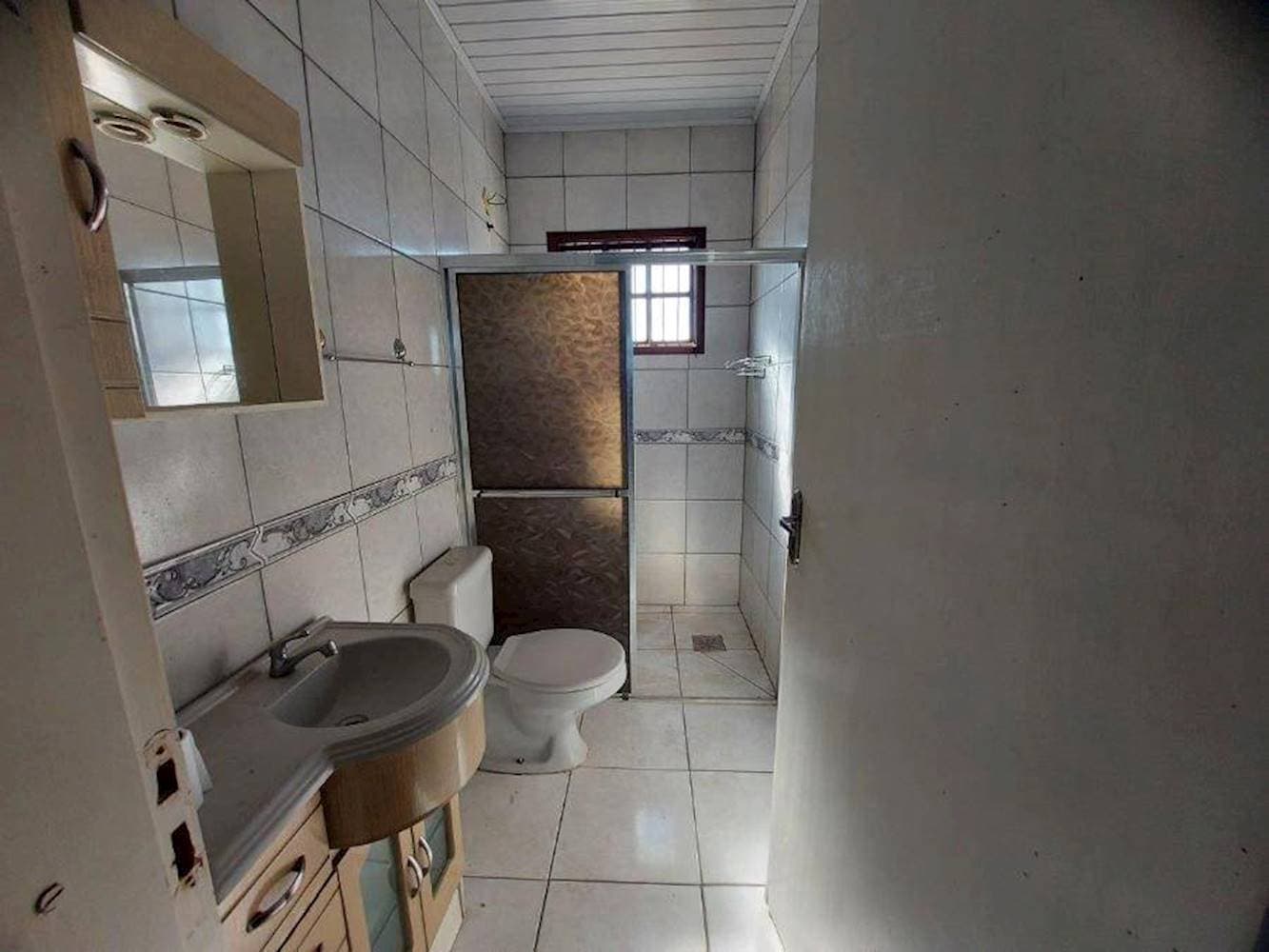 Foto 16 de 36: Casa em leilão em Canoas - RS — Casa, Padrão, 3 vaga(s) de garagem