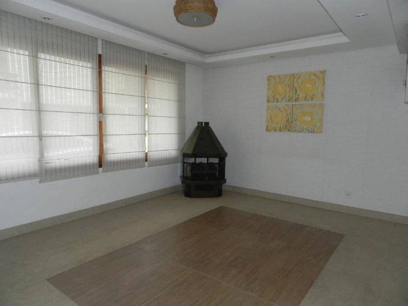 Foto 10 de 34: Casa em leilão em Porto Alegre - RS — Casa, Em condomínio, 0 vaga(s) de garagem
