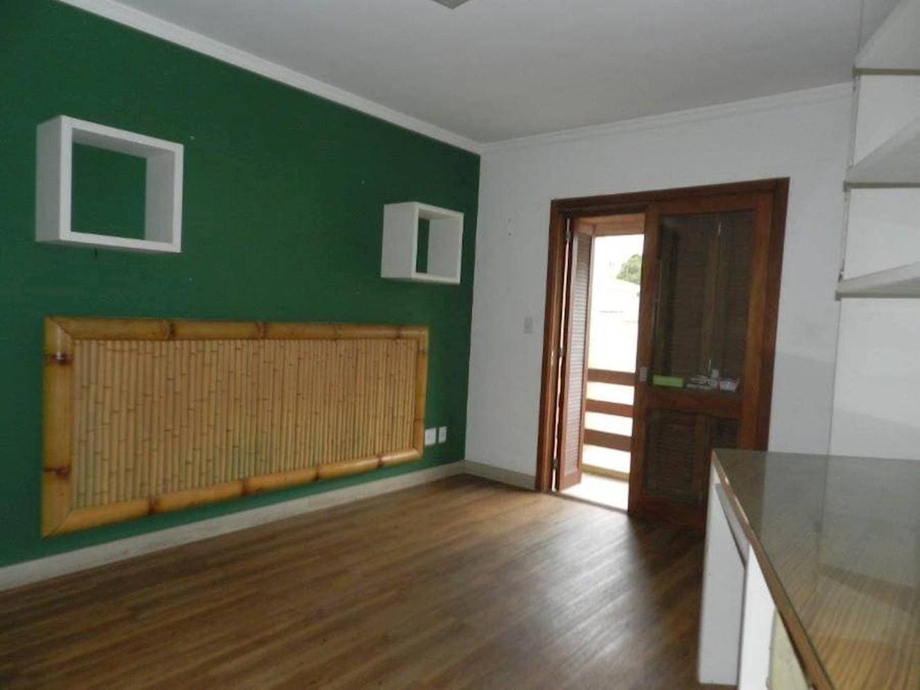 Foto 19 de 34: Casa em leilão em Porto Alegre - RS — Casa, Em condomínio, 0 vaga(s) de garagem
