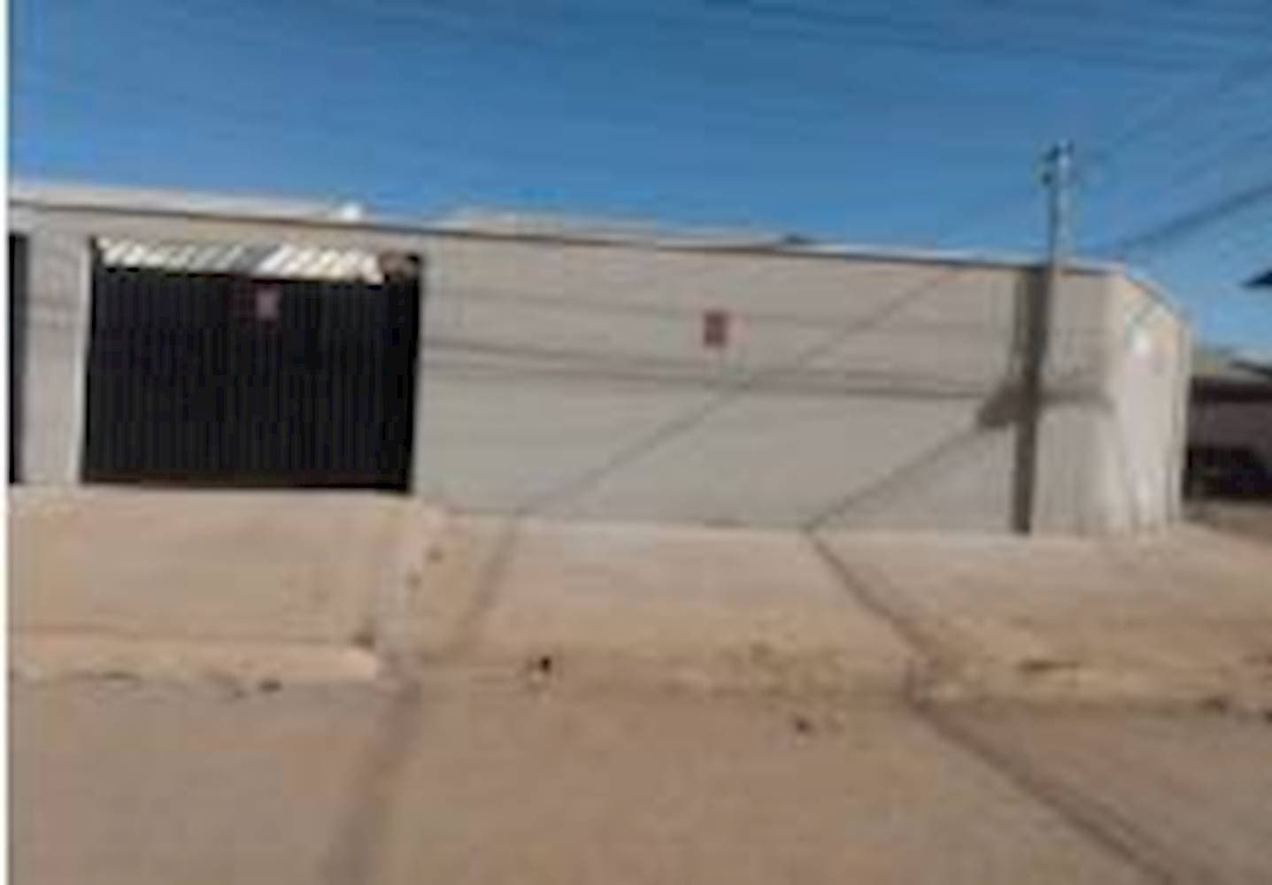 Foto 1 de 27: Casa em leilão em Águas Lindas de Goiás - GO — Casa, Padrão, 0 vaga(s) de garagem
