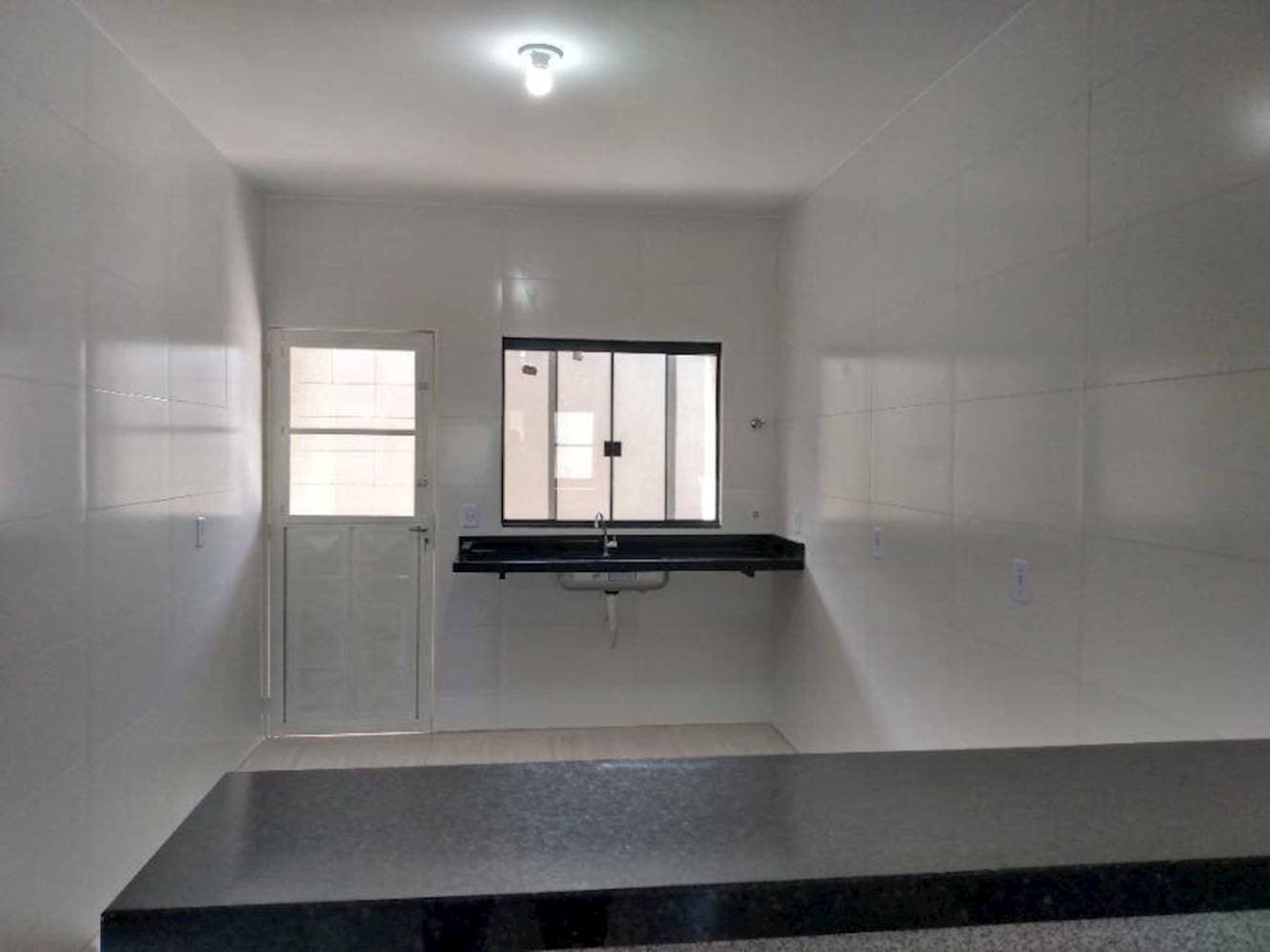 Foto 10 de 27: Casa em leilão em Águas Lindas de Goiás - GO — Casa, Padrão, 0 vaga(s) de garagem