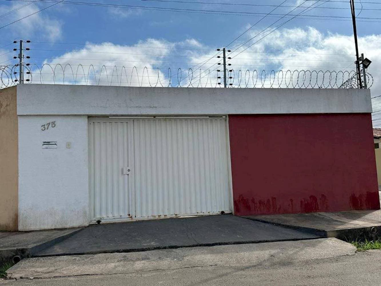 Foto 2 de 14: Casa em leilão em Timon - MA — Casa, Padrão, 1 vaga(s) de garagem