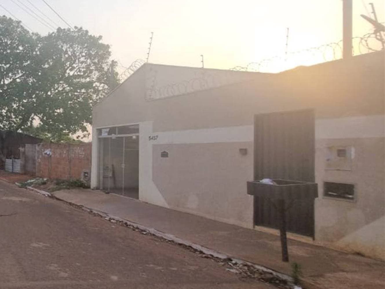 Foto 2 de 23: Casa em leilão em Campo Grande - MS — Casa, Em condomínio, 1 vaga(s) de garagem