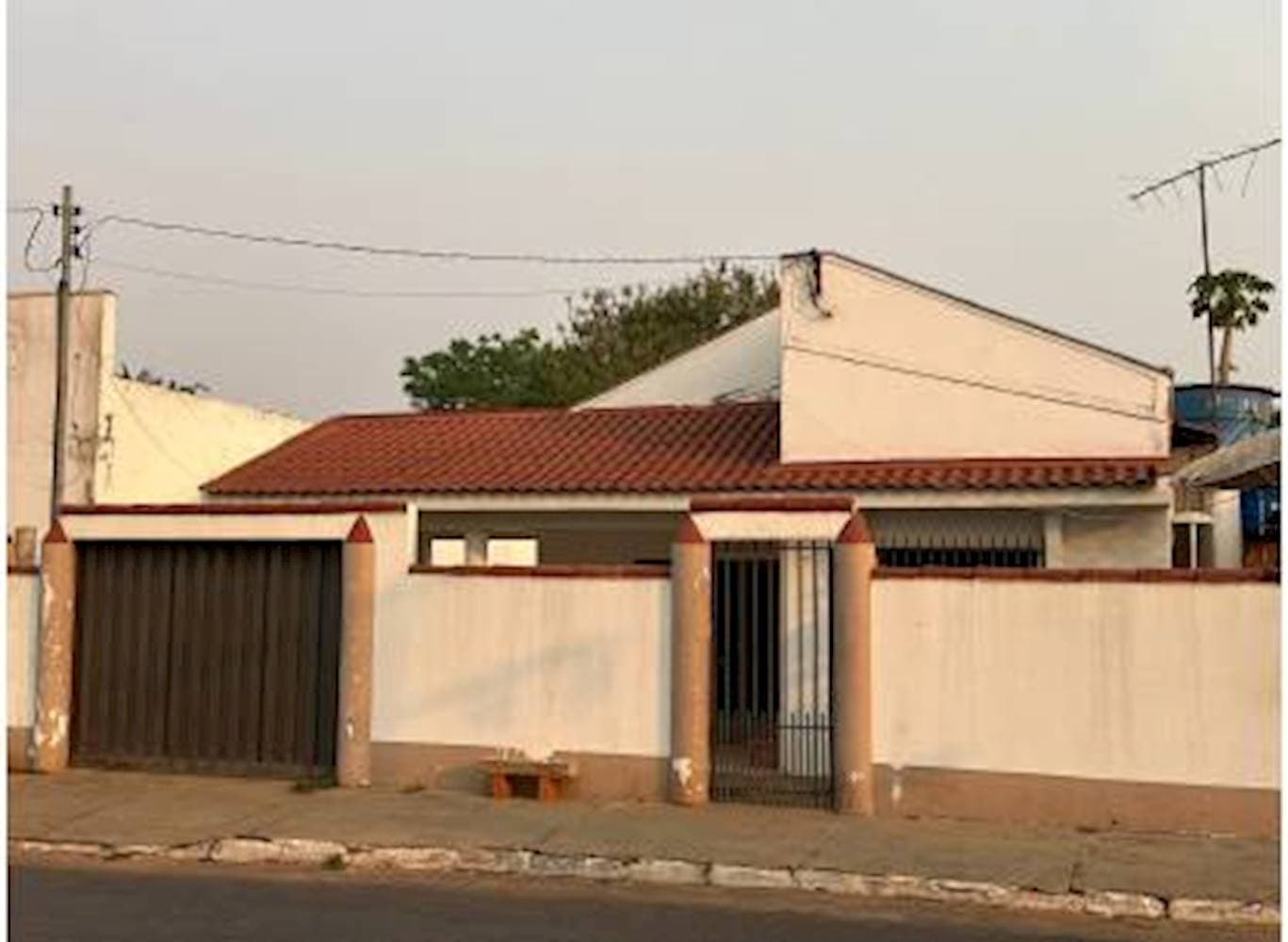 Foto 3 de 3: Casa em leilão em Arenápolis - MT — Casa, Padrão, 0 vaga(s) de garagem