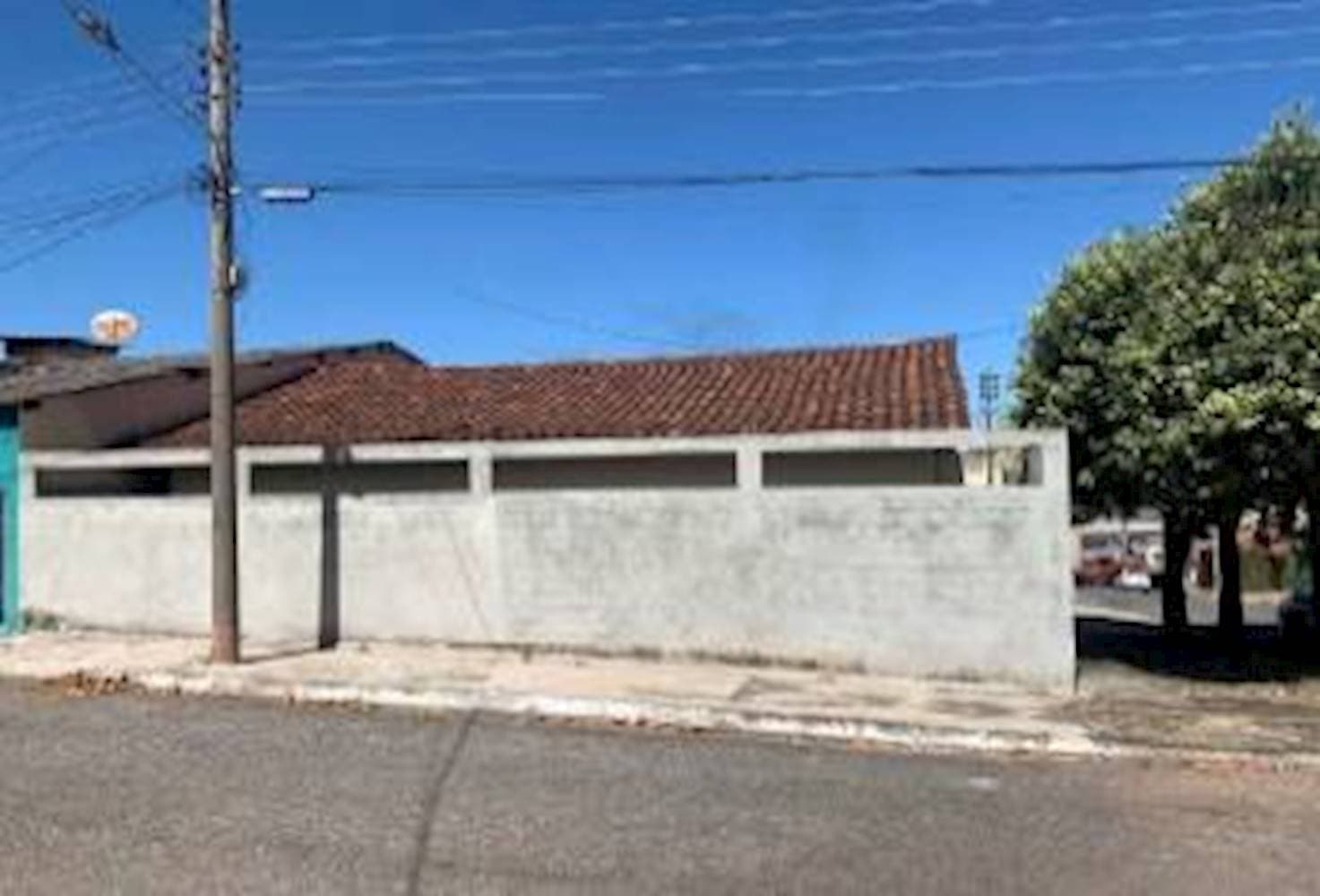 Foto 1 de 15: Casa em leilão em Barra do Garças - MT — Casa, Padrão, 1 vaga(s) de garagem