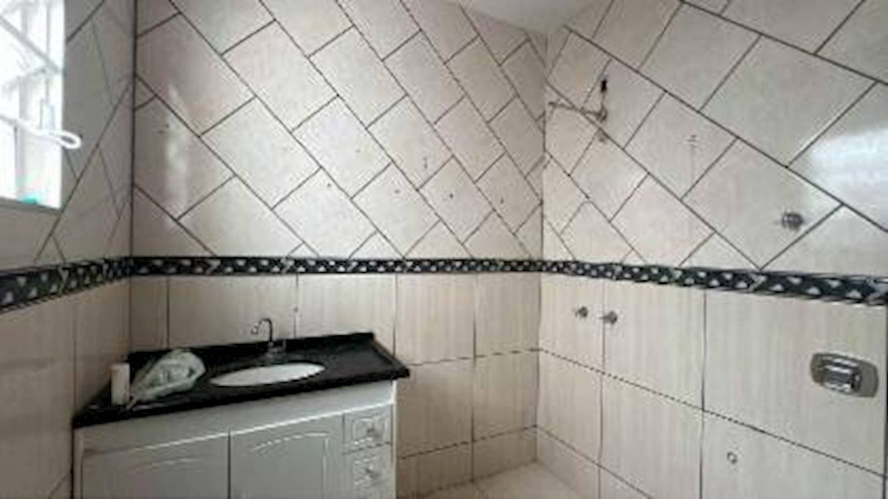 Foto 24 de 29: Casa em leilão em Tupã - SP — Casa, Padrão, 1 vaga(s) de garagem