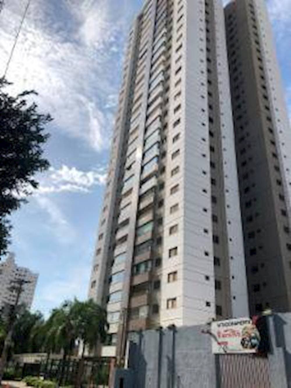 Foto 3 de 17: Apartamento em leilão em Cuiabá - MT — Apartamento, Padrão, 2 vaga(s) de garagem