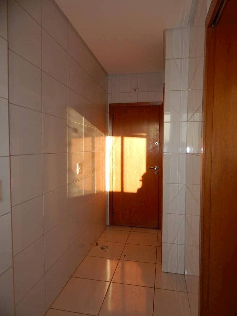 Foto 13 de 17: Apartamento em leilão em Cuiabá - MT — Apartamento, Padrão, 2 vaga(s) de garagem
