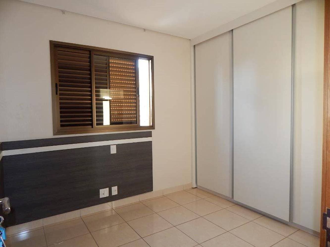 Foto 15 de 17: Apartamento em leilão em Cuiabá - MT — Apartamento, Padrão, 2 vaga(s) de garagem