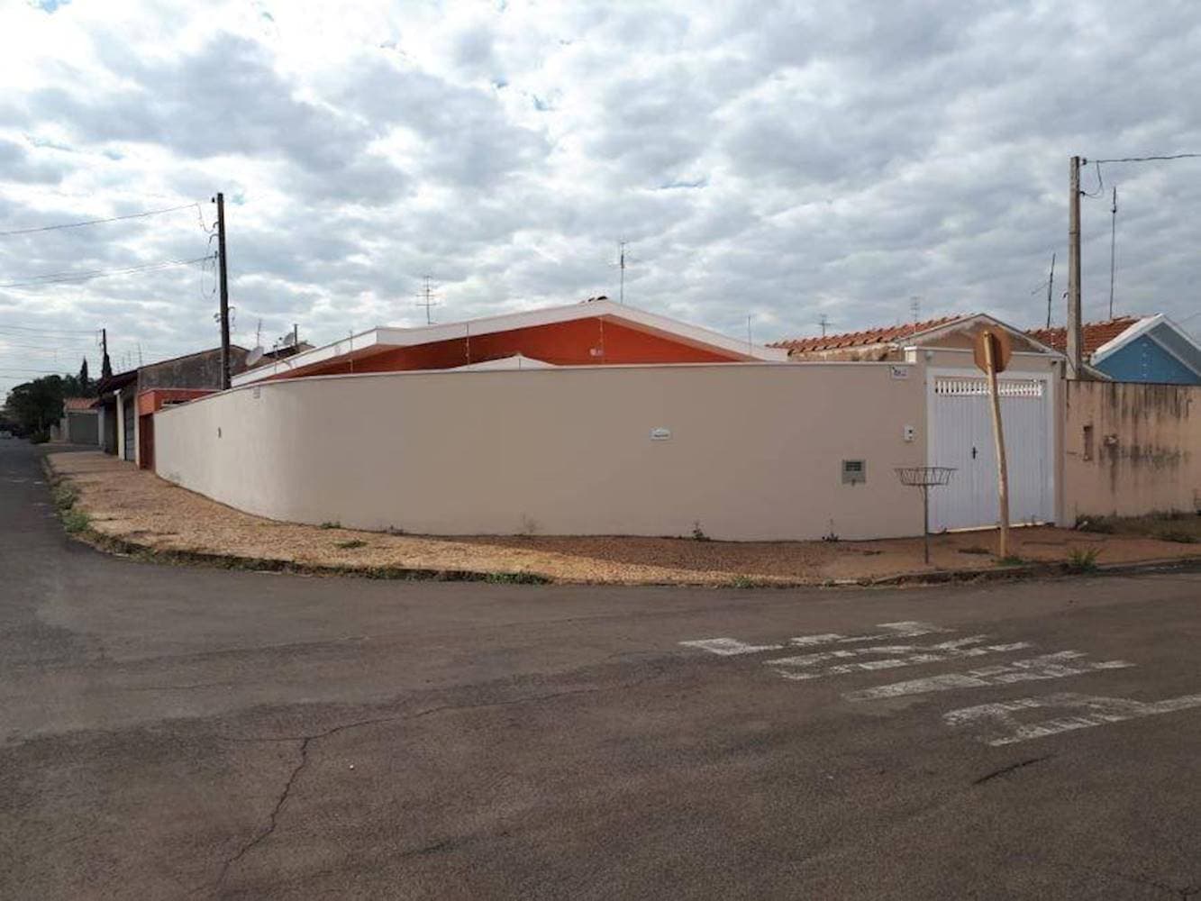 Foto 1 de 21: Casa em leilão em Rio Claro - SP — Casa, Padrão, 1 vaga(s) de garagem