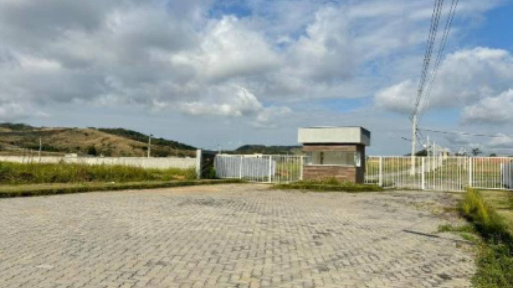 Foto 2 de 8: Terreno em leilão em Itaboraí - RJ — Terreno no "Condomínio Holiday Park Land II" - Pacheco - Itaboraí/RJ