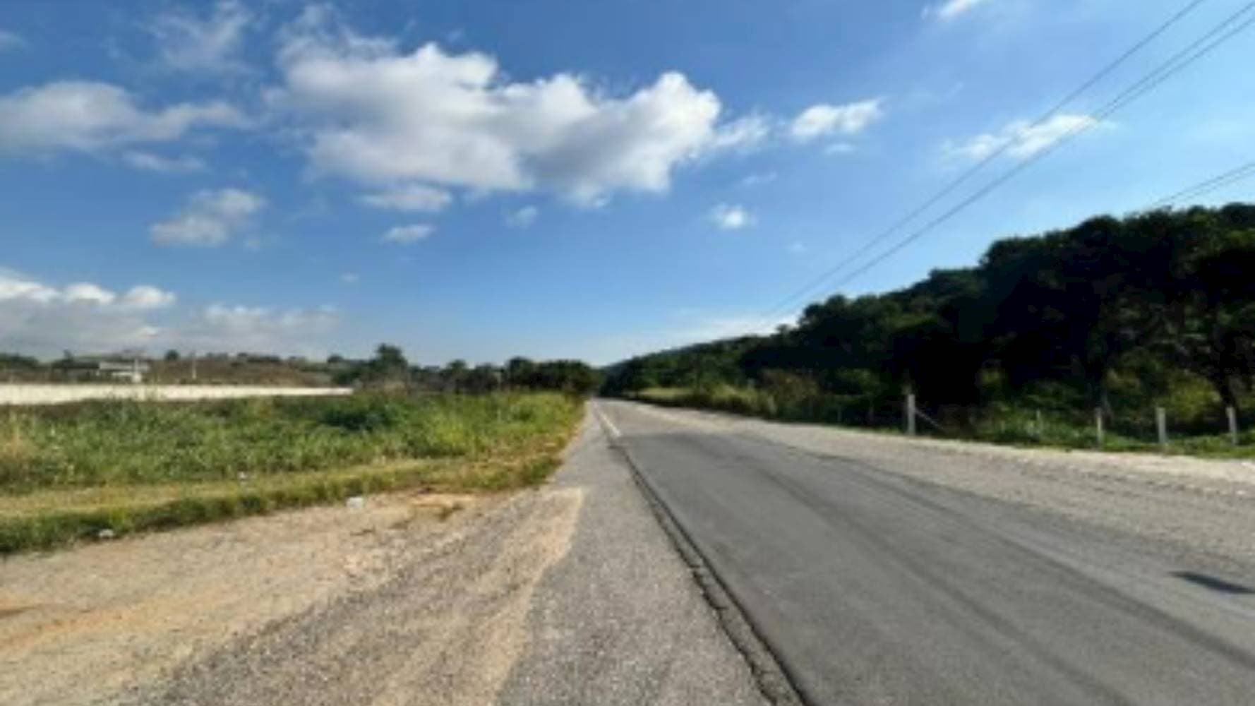 Foto 7 de 8: Terreno em leilão em Itaboraí - RJ — Terreno no "Condomínio Holiday Park Land II" - Pacheco - Itaboraí/RJ