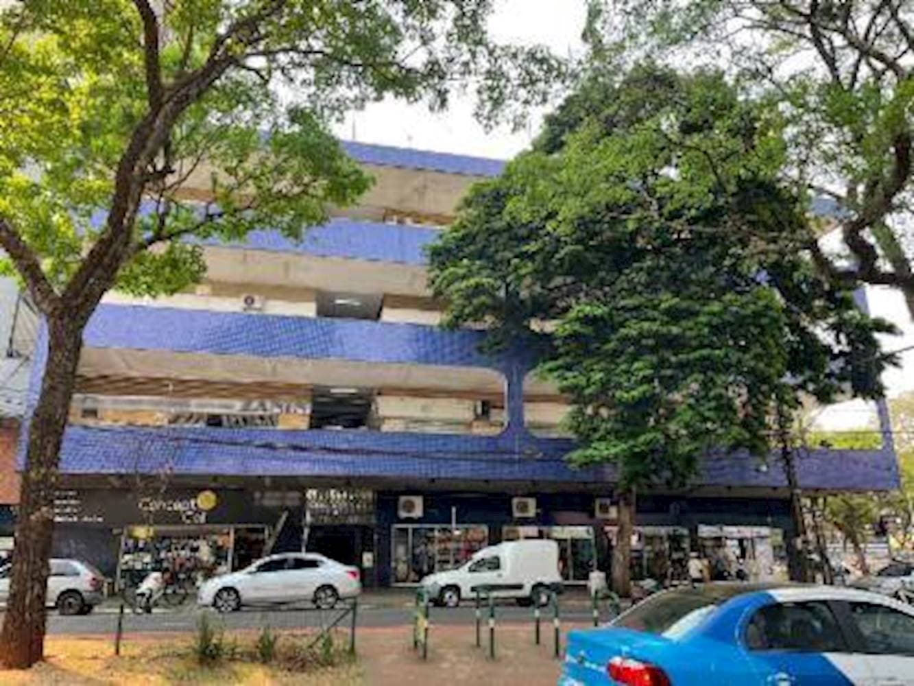 Foto 3 de 14: Comercial em leilão em Maringá - PR — Loja no "Edifício Centro Comercial Maringá" em Maringá/PR