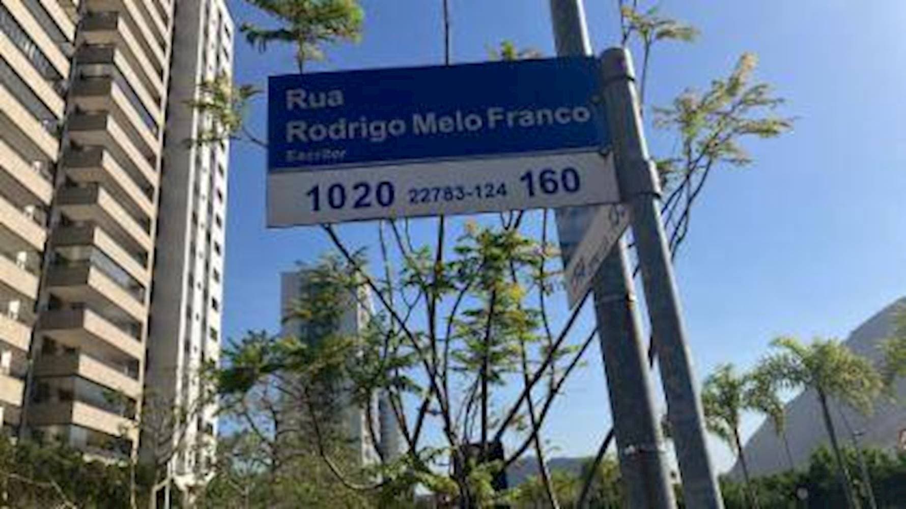 Foto 3 de 4: Apartamento em leilão em Rio de Janeiro - RJ — Apartamento no "Condomínio Saint Michel" em Camorim - Rio de Janeiro/RJ