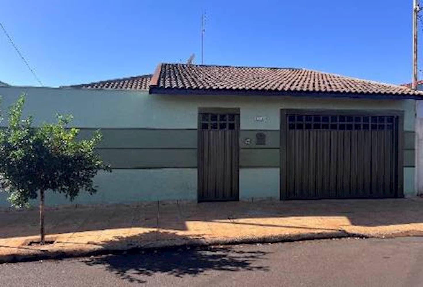 Foto 2 de 15: Casa em leilão em Sertãozinho - SP — Casa em Shangri La - Sertãozinho/SP