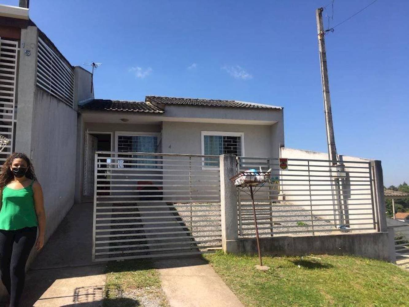 Foto 2 de 16: Casa em leilão em Colombo - PR — Casa de Condomínio em Embu - Colombo/PR