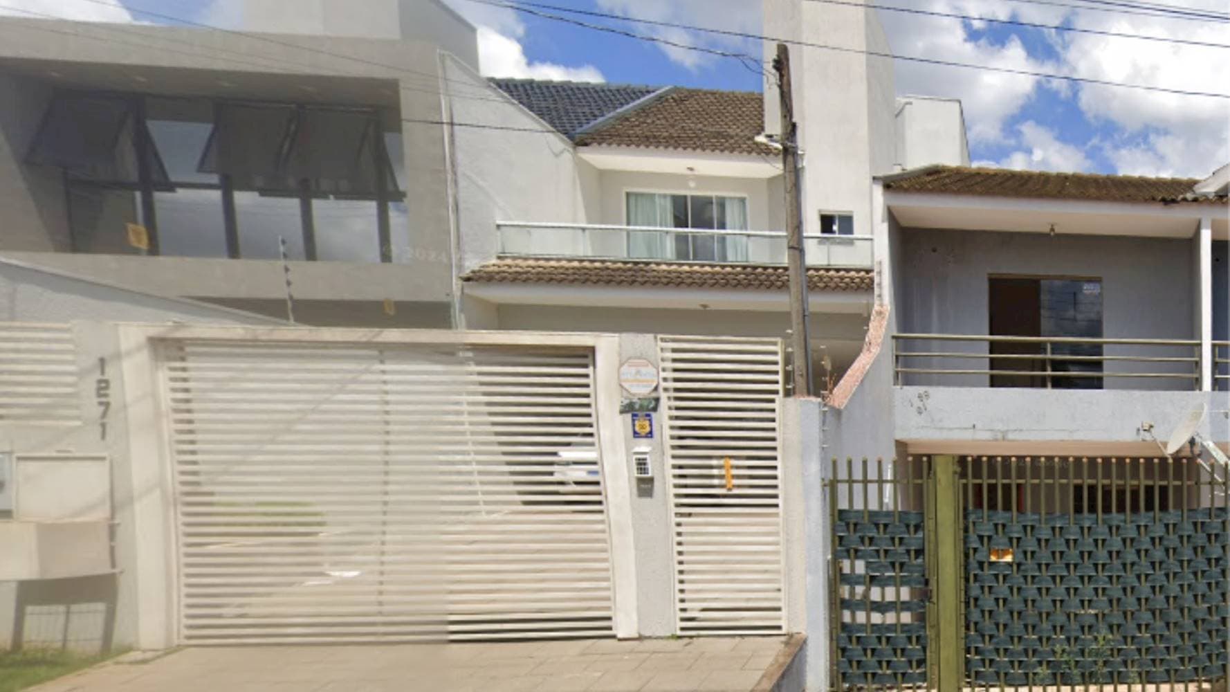 Foto 1 de 5: Casa em leilão em Cascavel - PR — Casa no "Condomínio Residencial Wilhelms "em Cascavel/PR