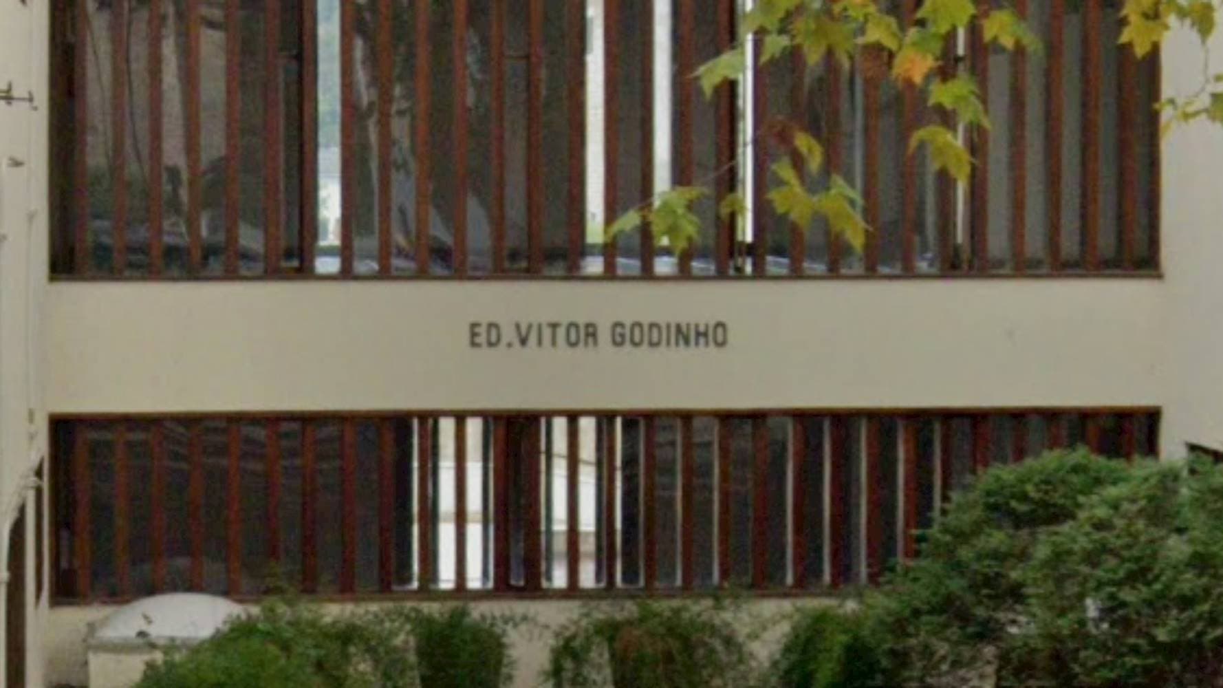 Foto 3 de 6: Apartamento em leilão em Campos do Jordão - SP — Apartamento no "Condomínio Edifício Victor Godinho" - Vila Capivari - Campos do Jordão/SP