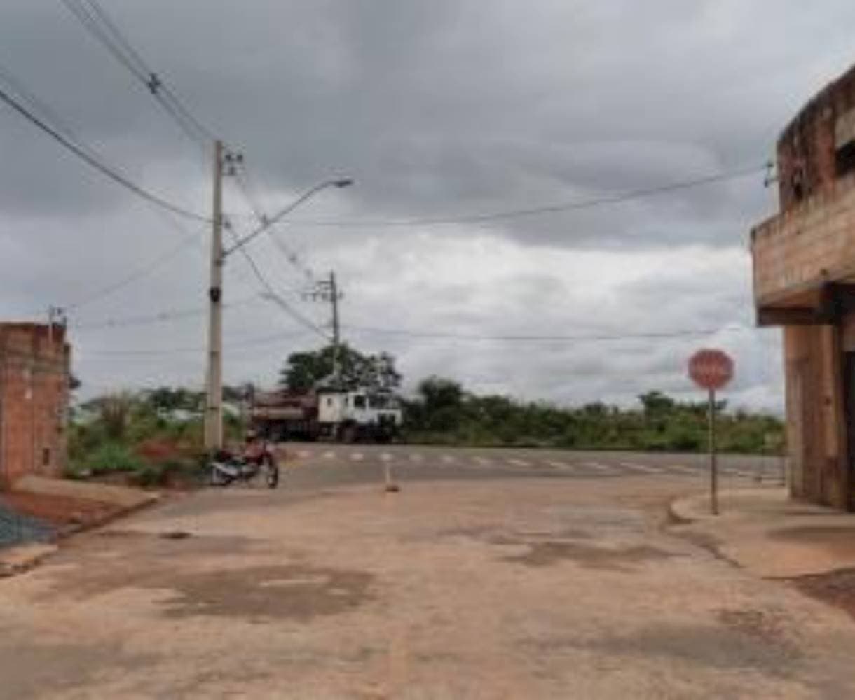 Foto 4 de 5: Casa em leilão em Montes Claros - MG — Casa em Terra Jardim - Montes Claros/MG