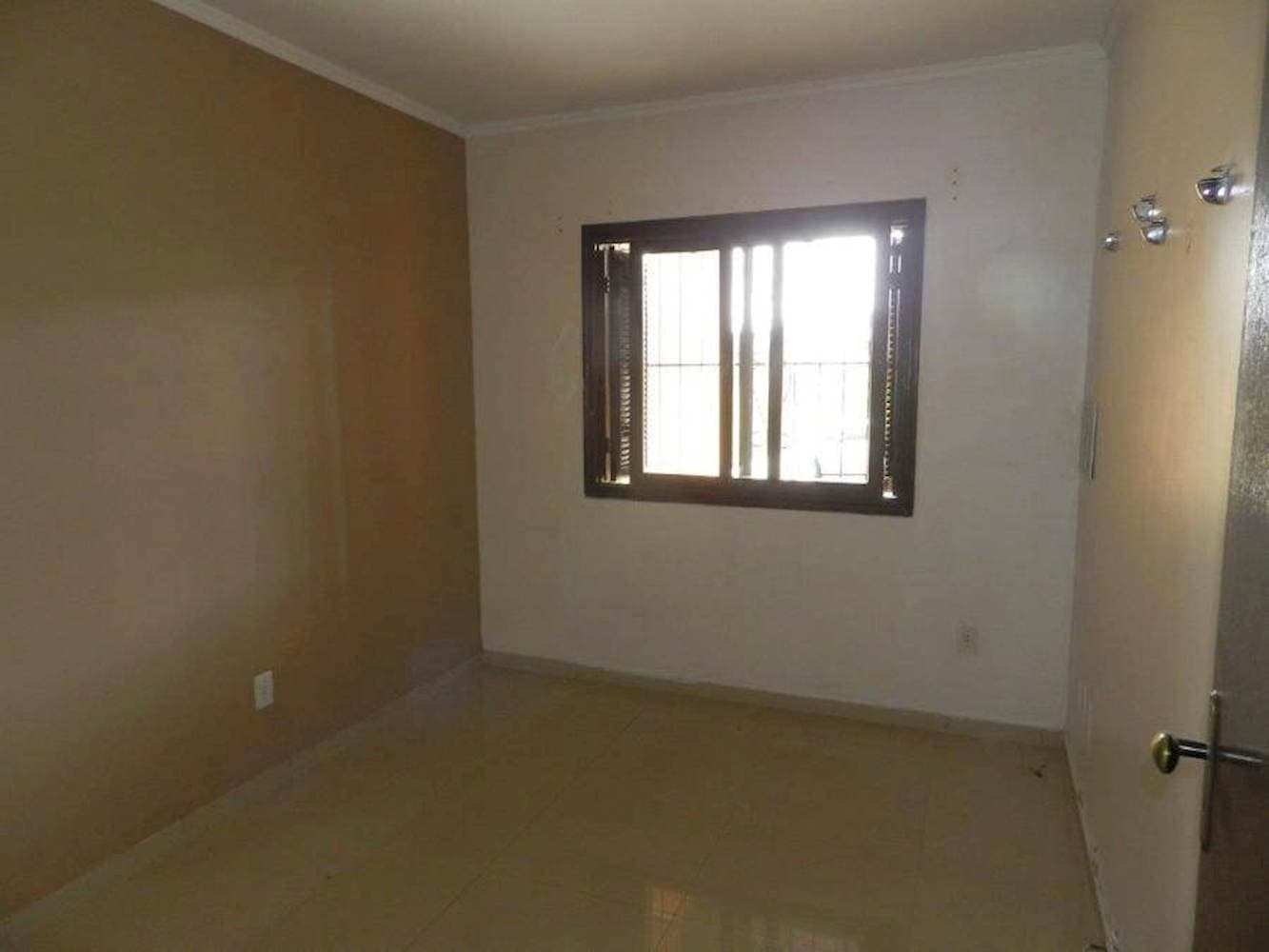 Foto 14 de 18: Casa em leilão em Porto Alegre - RS — Casa em Hípica - Porto Alegre/RS