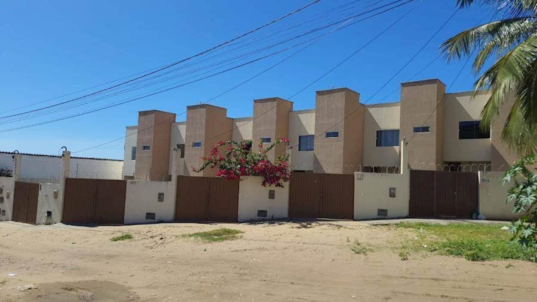 Foto 2 de 25: Casa em leilão em Natal - RN — Casa, Em condomínio, 2 vaga(s) de garagem