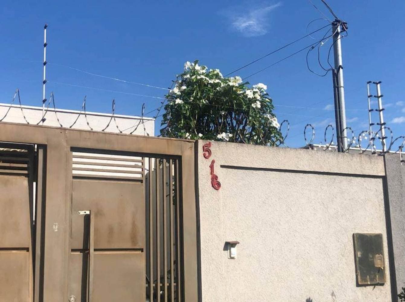 Foto 2 de 26: Casa em leilão em Campo Grande - MS — Casa, Em condomínio, 1 vaga(s) de garagem