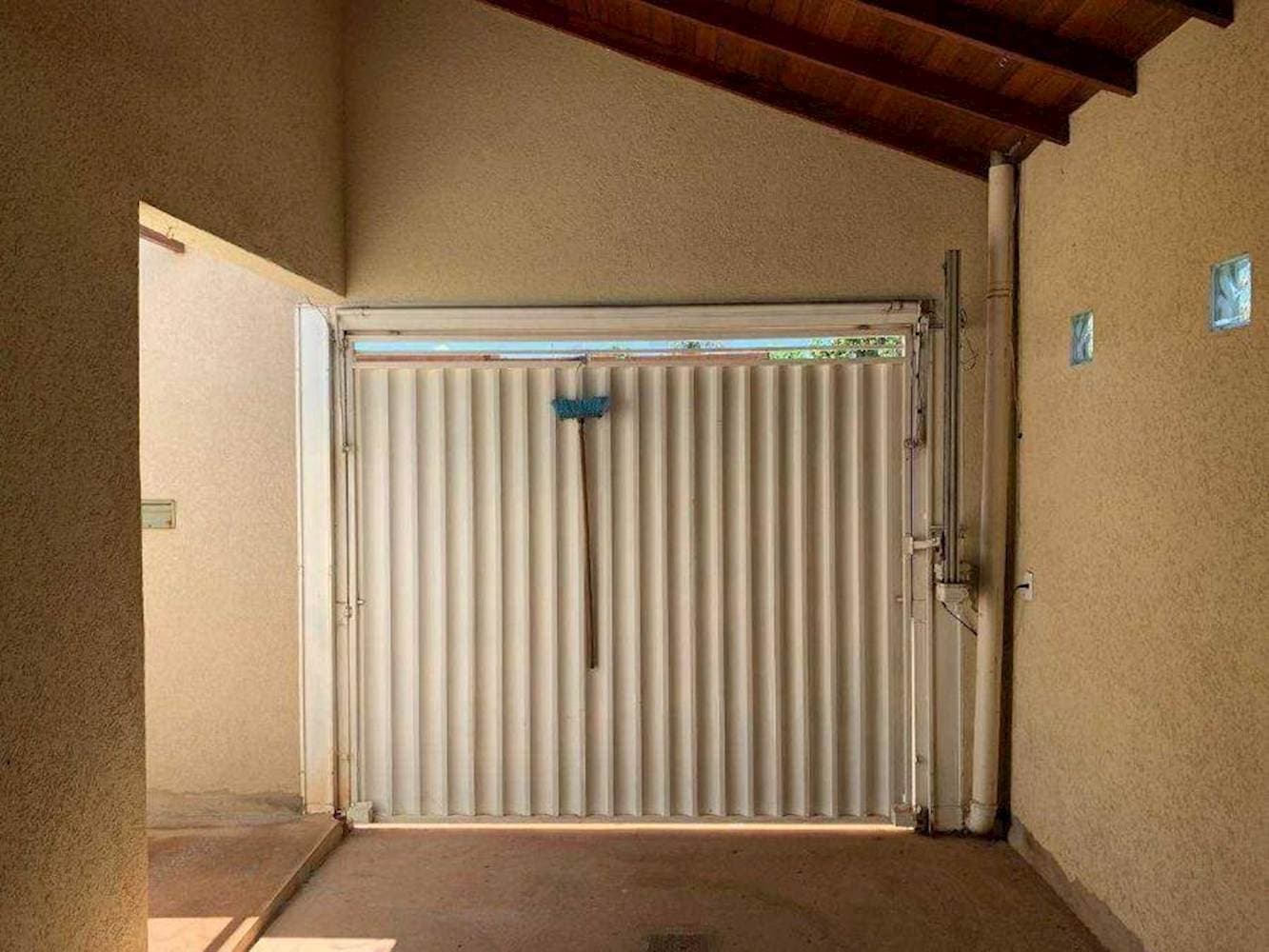 Foto 21 de 23: Casa em leilão em Campo Grande - MS — Casa, Em condomínio, 1 vaga(s) de garagem