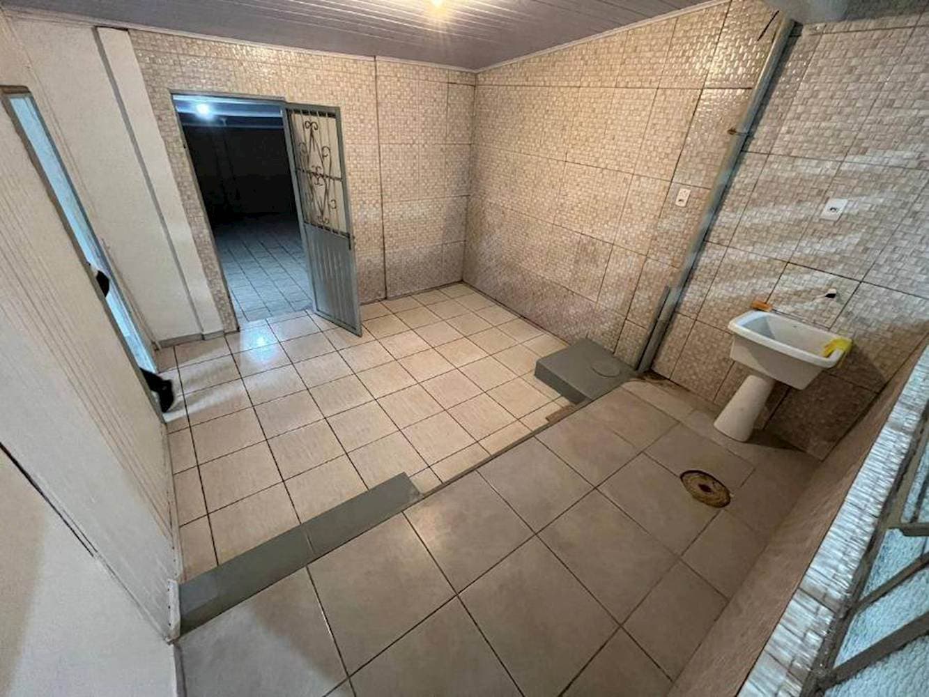 Foto 12 de 23: Casa em leilão em Santa Maria - RS — Casa, Padrão, 1 vaga(s) de garagem