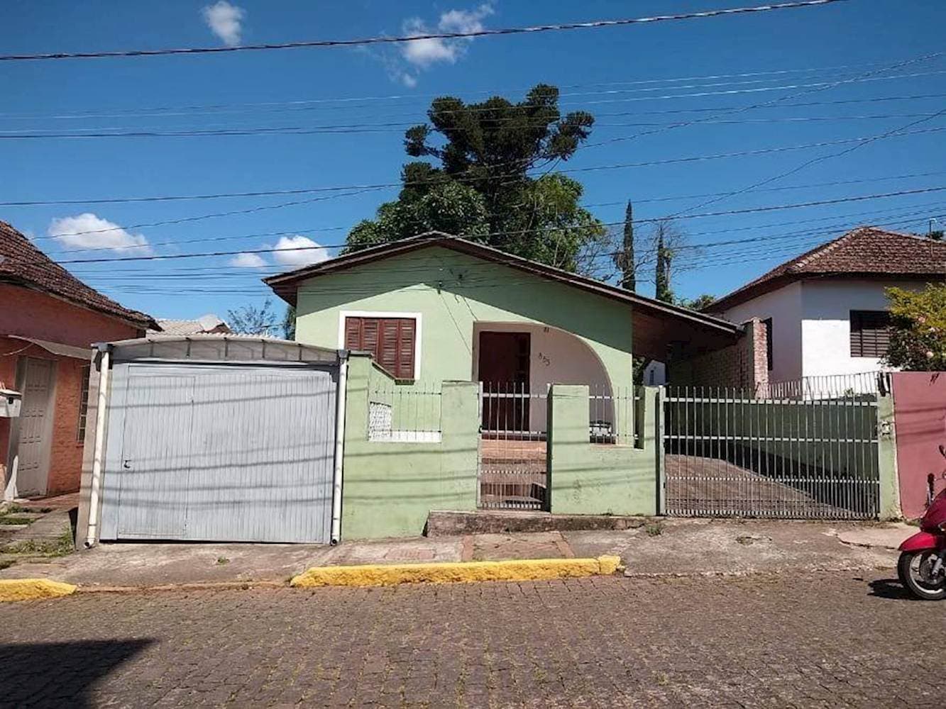 Foto 1 de 29: Casa em leilão em Cachoeira do Sul - RS — Casa, Padrão, 1 vaga(s) de garagem