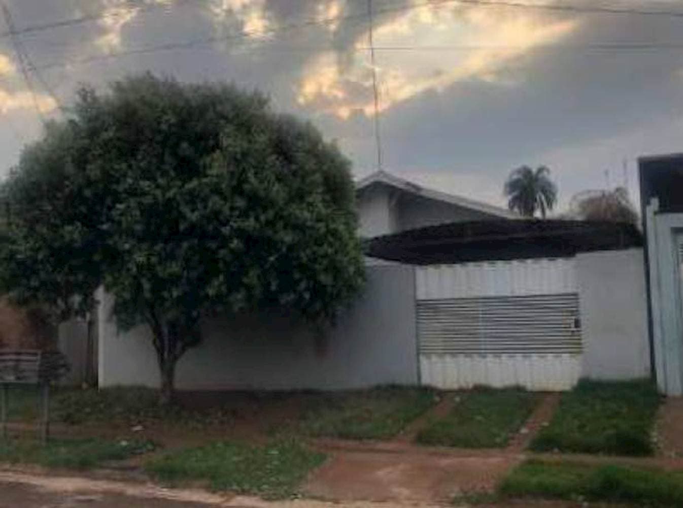 Foto 4 de 13: Casa em leilão em Rio Brilhante - MS — Casa, Padrão, 1 vaga(s) de garagem
