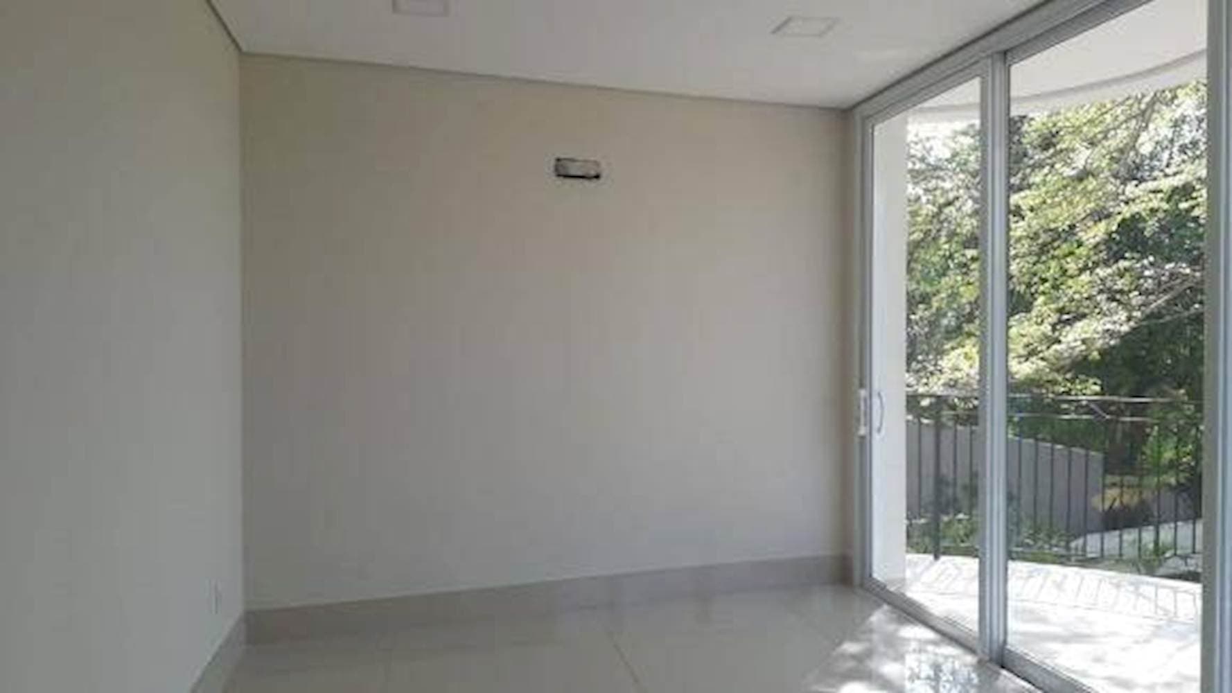 Foto 8 de 28: Casa em leilão em Campinas - SP — Casa, Em condomínio, 13 vaga(s) de garagem