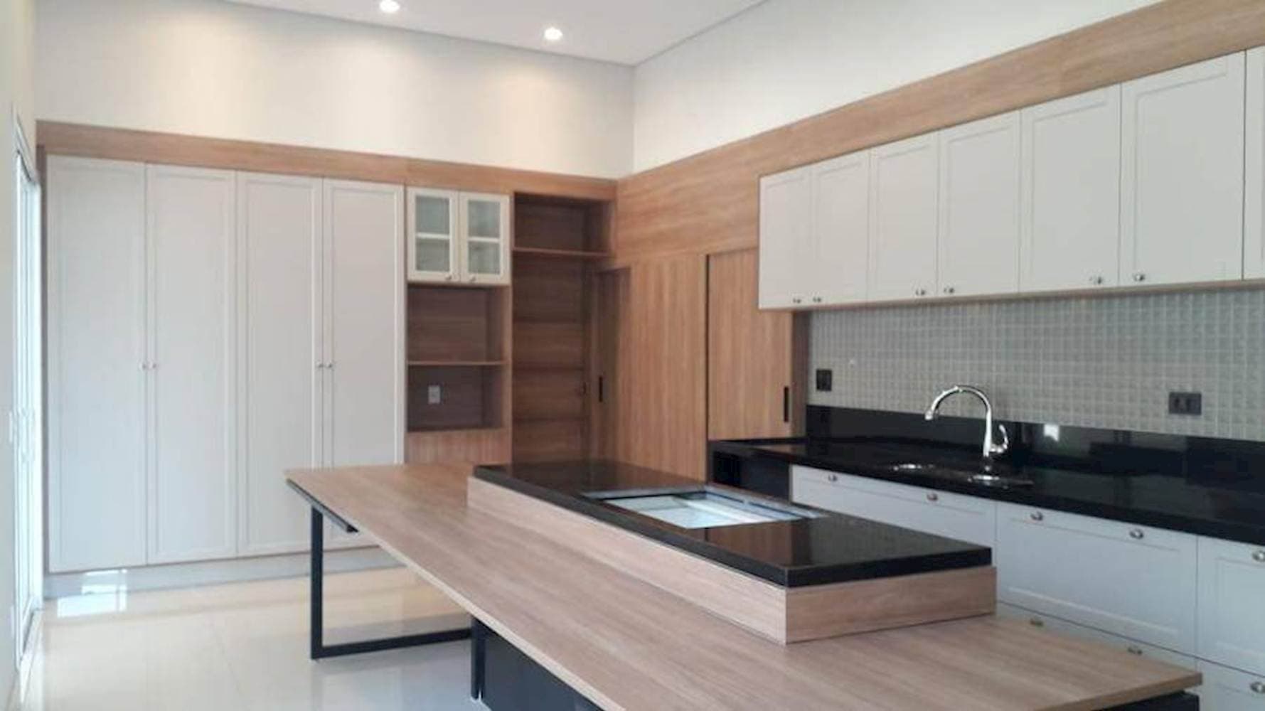 Foto 10 de 28: Casa em leilão em Campinas - SP — Casa, Em condomínio, 13 vaga(s) de garagem