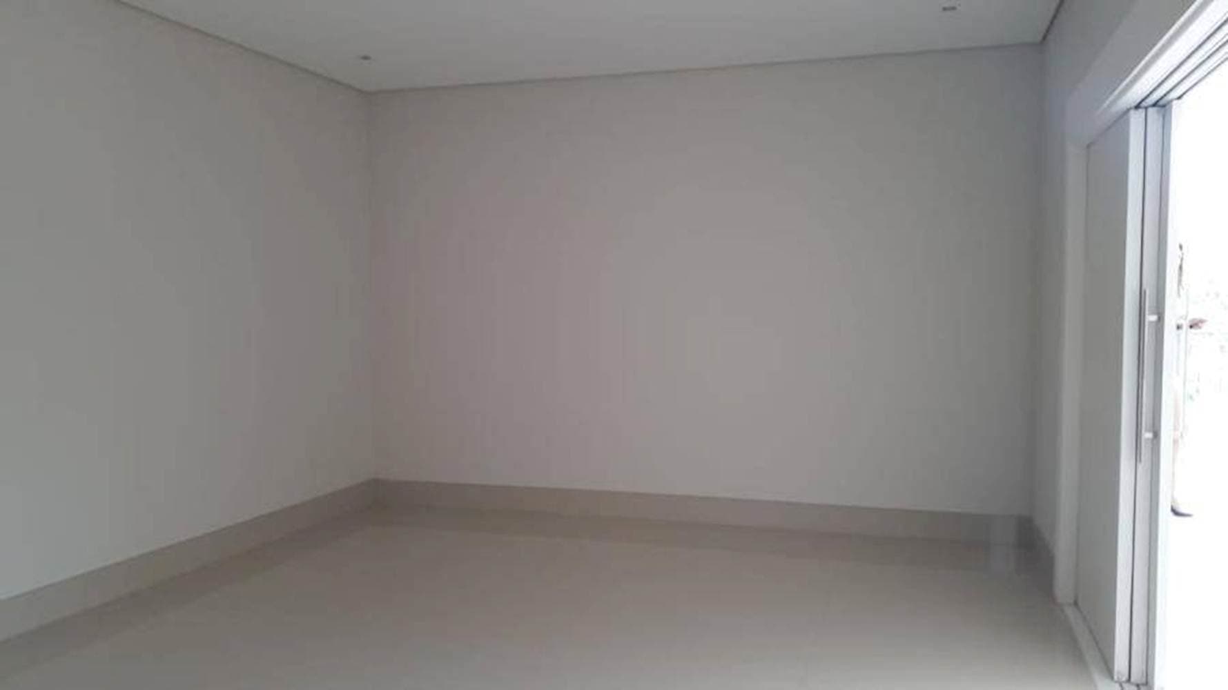 Foto 20 de 28: Casa em leilão em Campinas - SP — Casa, Em condomínio, 13 vaga(s) de garagem