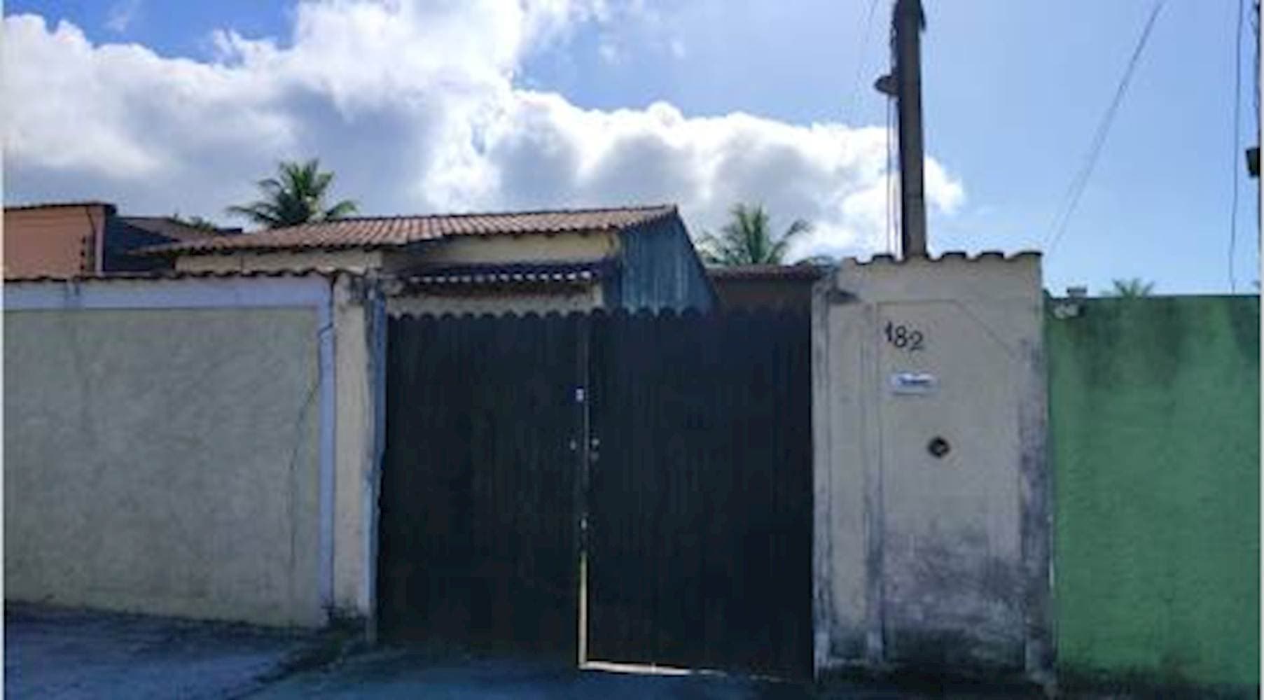 Foto 1 de 4: Casa em leilão em Magé - RJ — Casa, Padrão, 0 vaga(s) de garagem