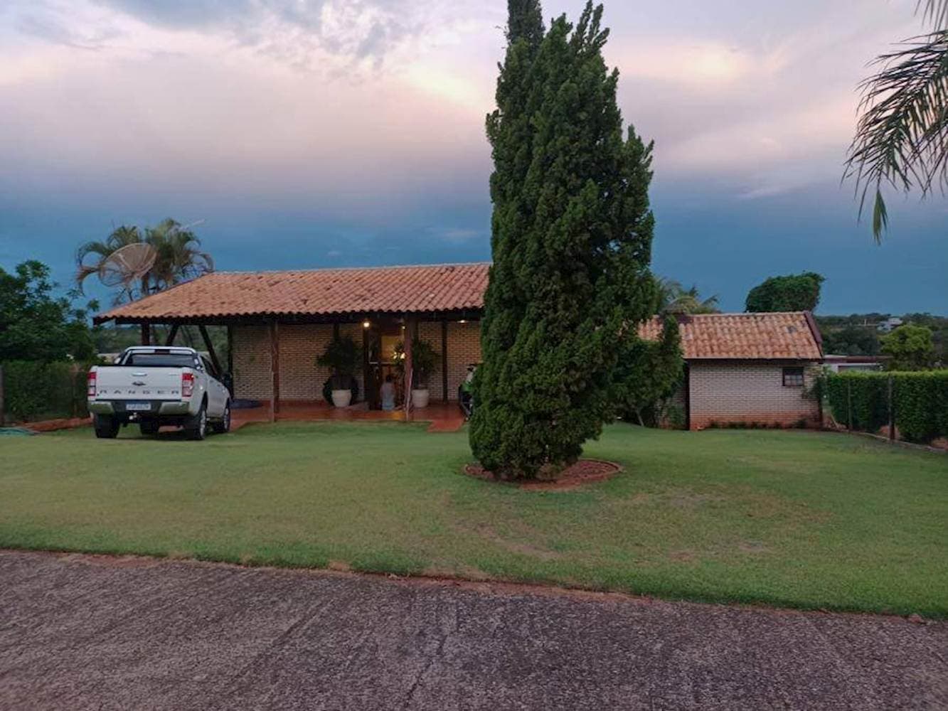 Foto 3 de 33: Casa em leilão em Campo Grande - MS — Casa, Padrão, 1 vaga(s) de garagem