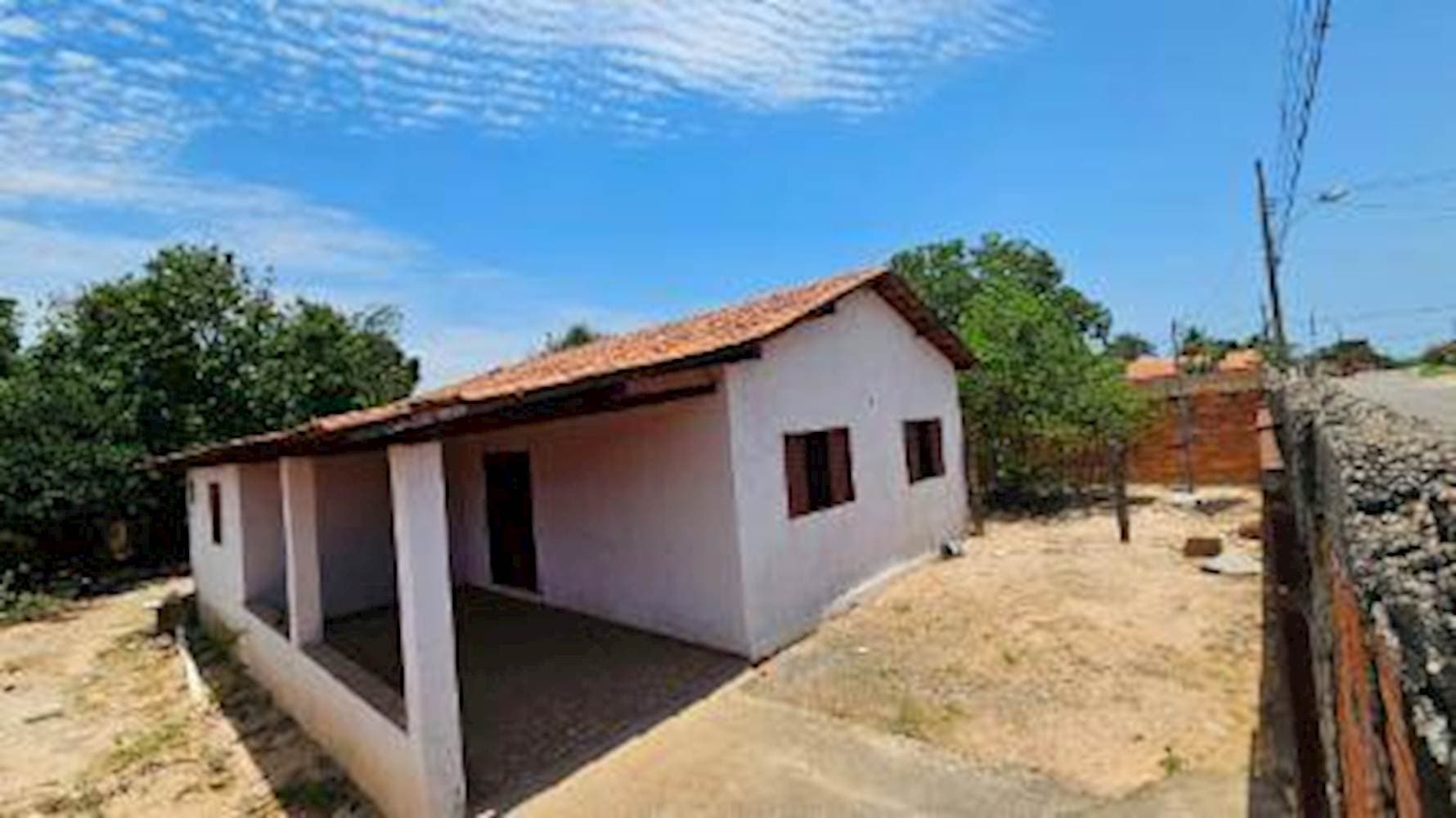 Foto 4 de 17: Casa em leilão em Urucuia - MG — Casa, Padrão, 1 vaga(s) de garagem