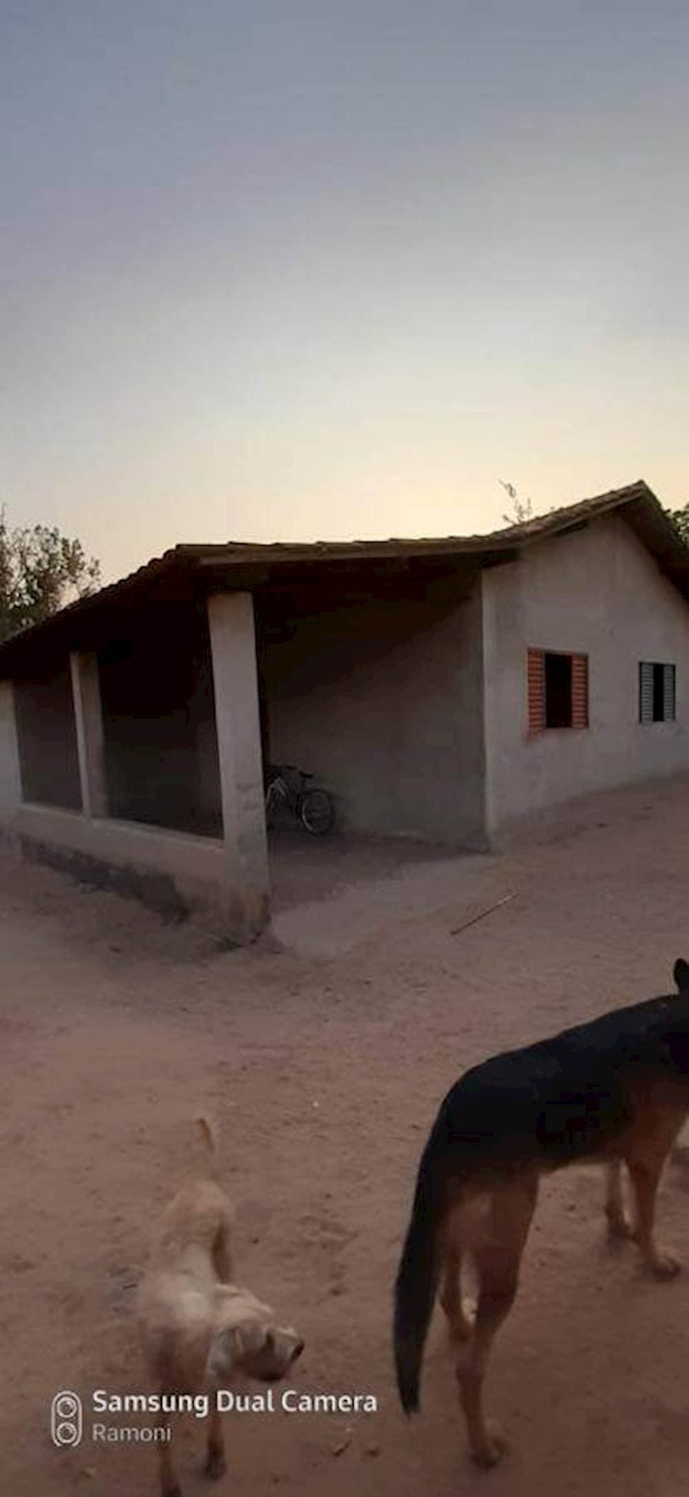 Foto 6 de 17: Casa em leilão em Urucuia - MG — Casa, Padrão, 1 vaga(s) de garagem