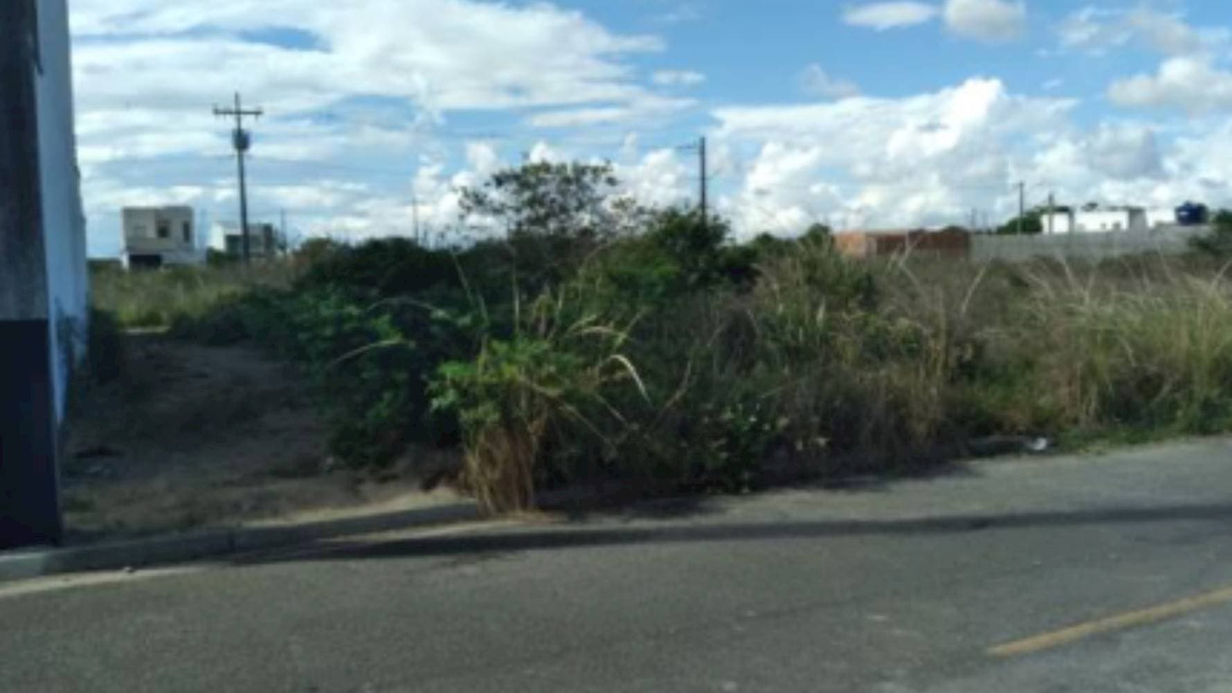 Foto 4 de 6: Terreno em leilão em Feira de Santana - BA — Terreno no Loteamento Vivari Feira de Santana - Feira de Santana BA