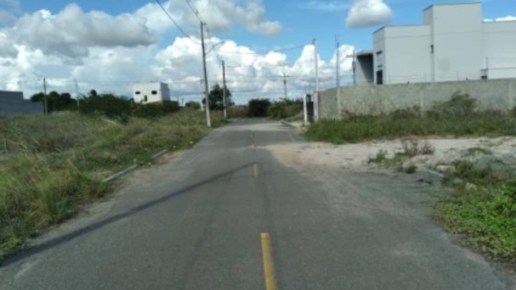 Foto 5 de 6: Terreno em leilão em Feira de Santana - BA — Terreno no Loteamento Vivari Feira de Santana - Feira de Santana BA