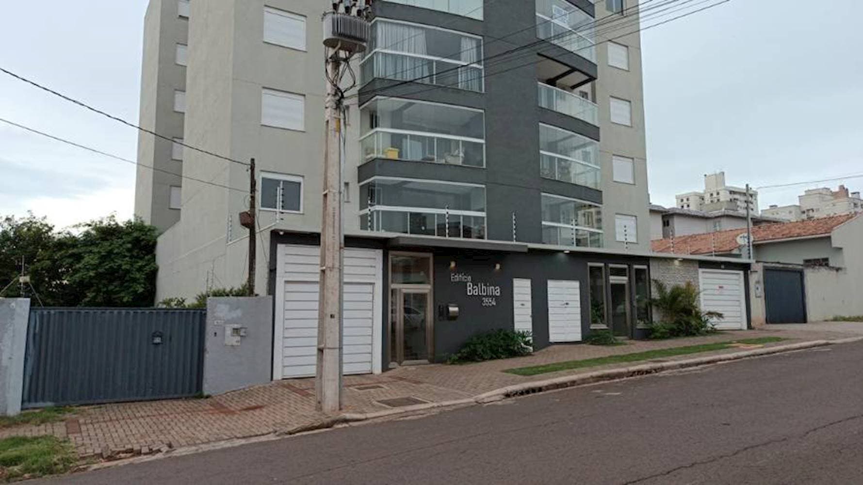 Foto 1 de 20: Apartamento em leilão em Cascavel - PR — Apartamento no Centro - Cascavel/PR