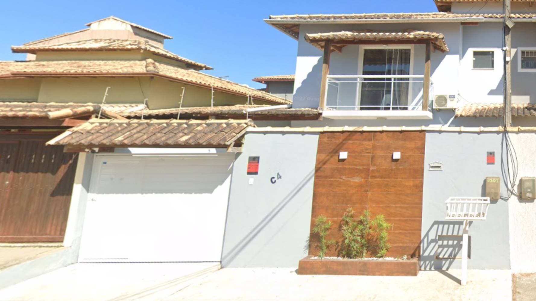Foto 2 de 5: Casa em leilão em Rio das Ostras - RJ — Casa no "Village Rio das Ostras" - Rio das Ostras/RJ