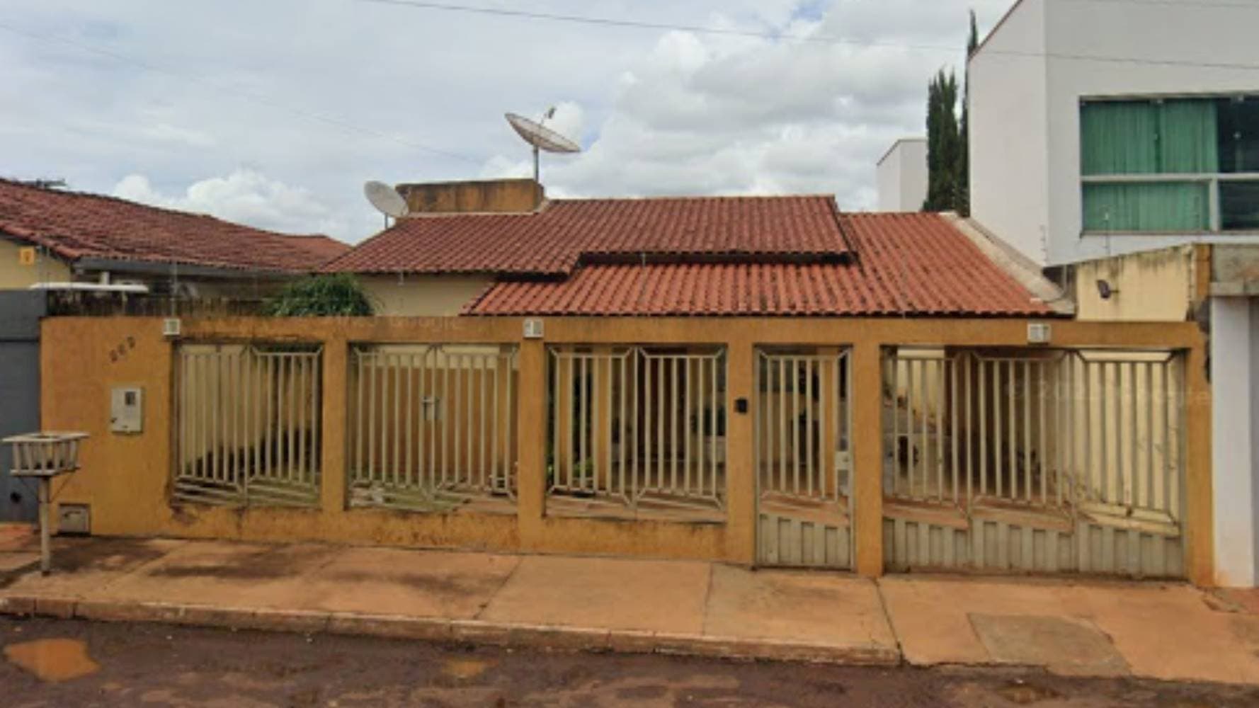 Foto 2 de 6: Casa em leilão em Quirinópolis - GO — Casa no Bairro São Francisco - Quirinópolis/GO