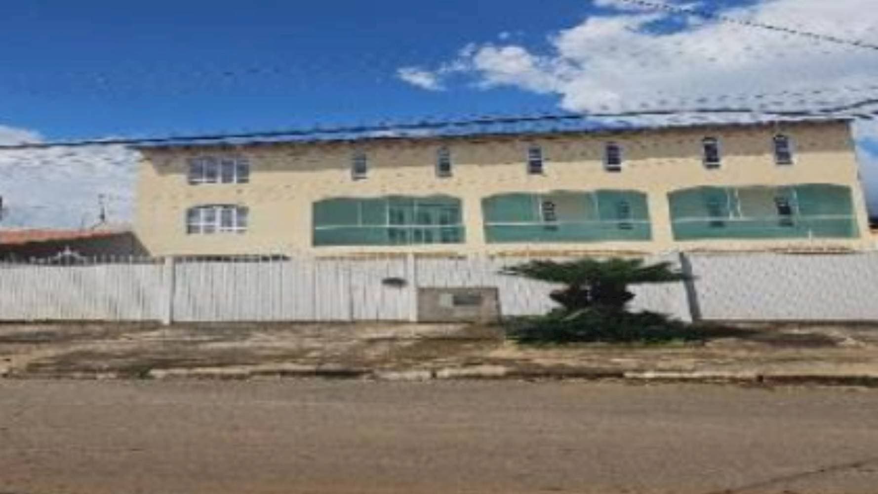 Foto 2 de 6: Casa em leilão em Brasília - DF — Casa em Gama - Brasília/DF