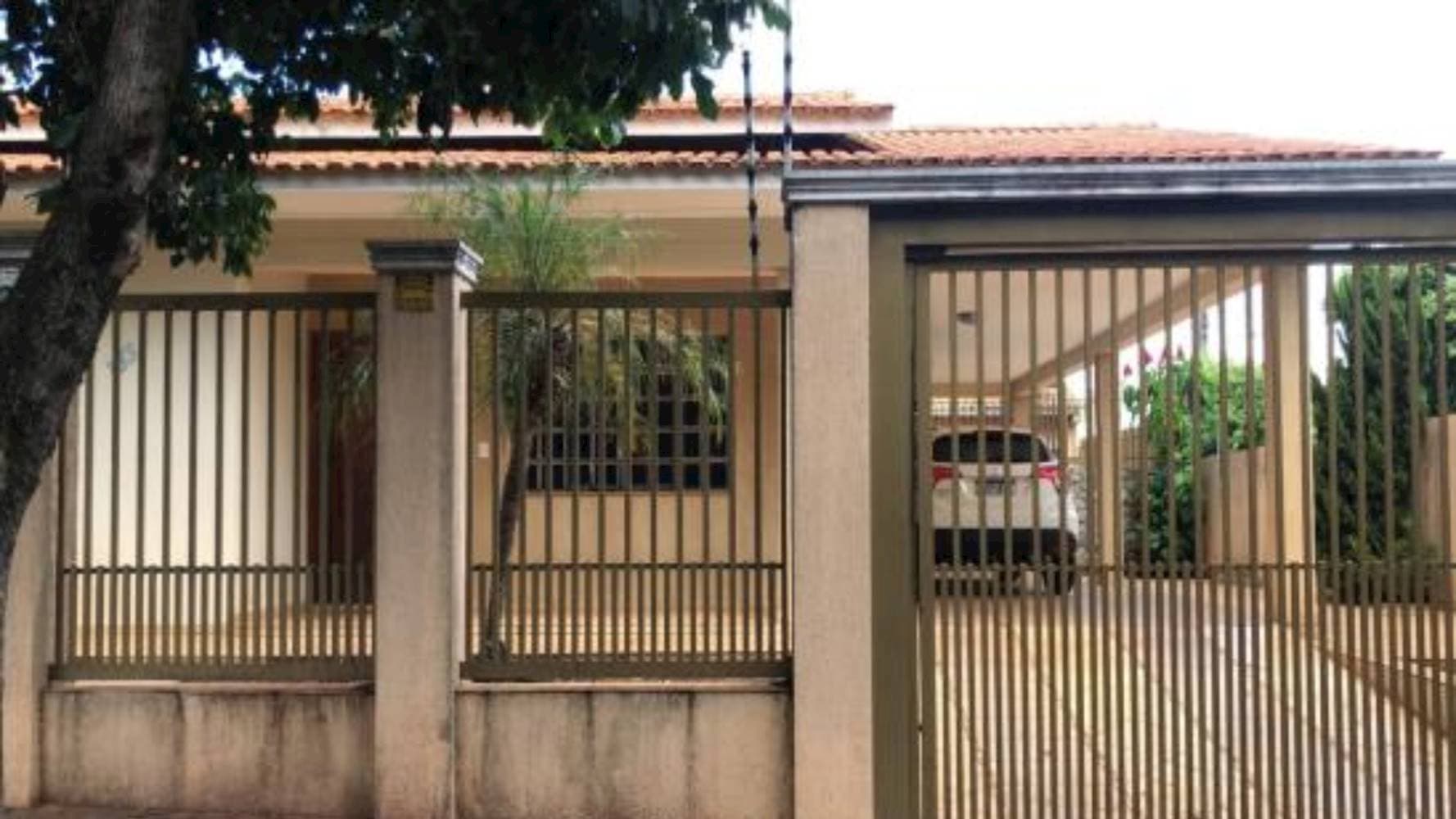 Foto 2 de 5: Casa em leilão em Loanda - PR — Casa no Centro em Loanda/PR