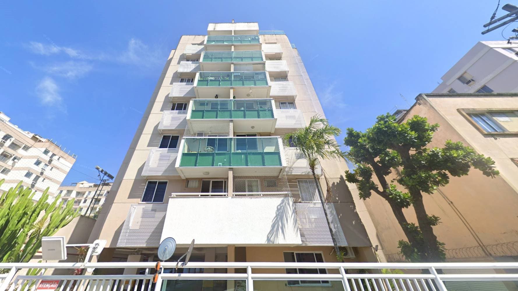 Foto 2 de 6: Apartamento em leilão em São José dos Pinhais - PR — Apartamento no Condomínio Village Caribe - Praça Seca - São José dos Pinhais/PR